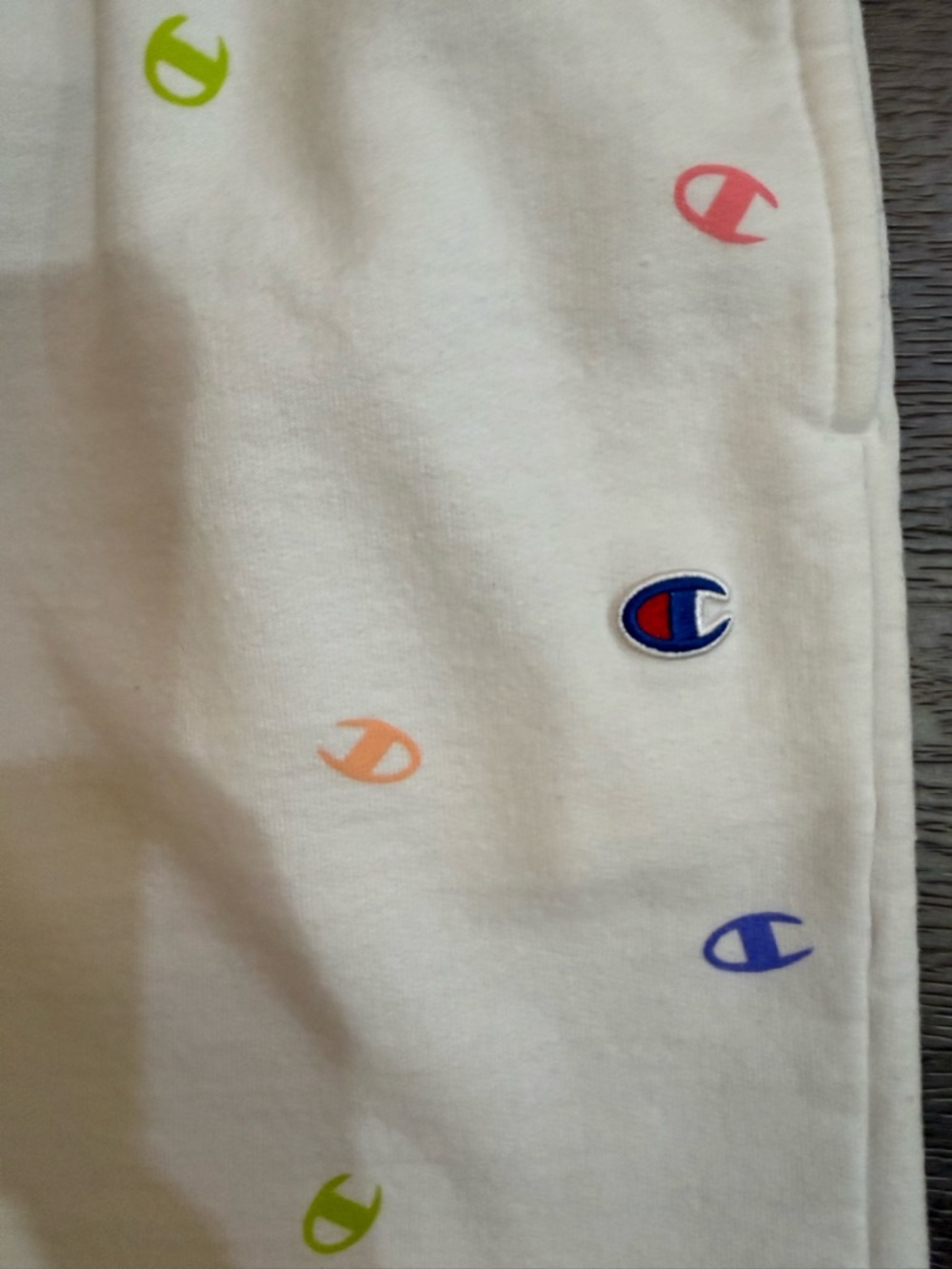 Champion White Logo Sweatshorts Size Medium - Picture 11 of 14
